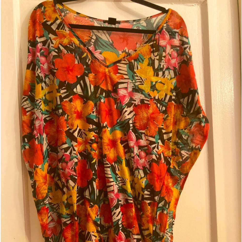 Floral Print short sleeved blouse